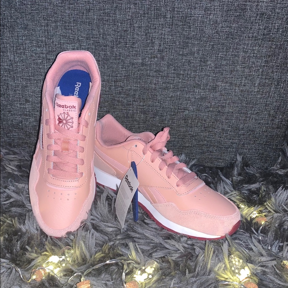 Women's Classic Harman Run Casual Sneakers